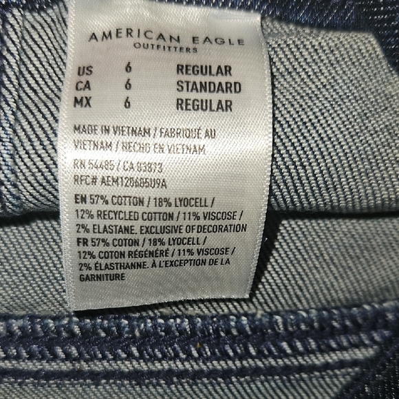 American Eagle Outfitters Relaxed Dark Blue Jeans (0048) - Picture 4 of 11